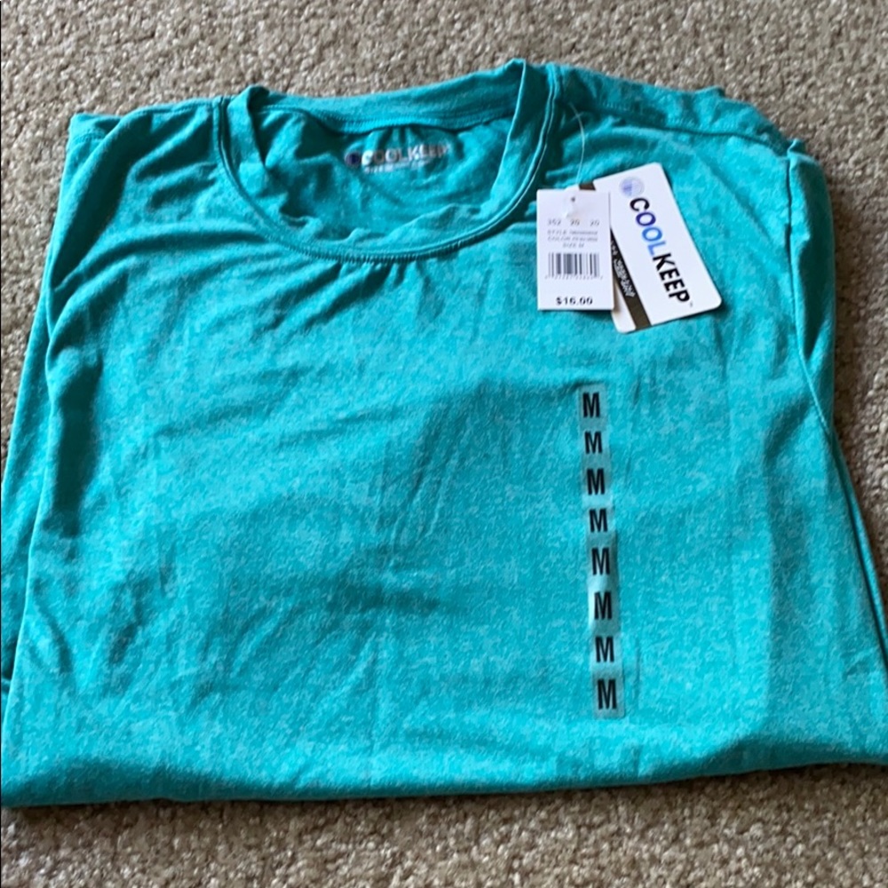 Men’s or women’s CoolKeep shirt